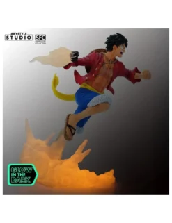 Abystyle Studio Super Figure Collection One Piece Monkey D. Luffy Red Hawk Glow in the Dark