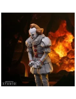 Abystyle Studio Super Figure Collection IT Pennywise