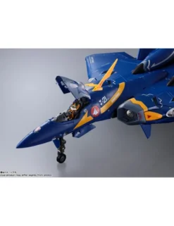 Bandai DX Chogokin Macross Plus YF-21 Gard Gore Bowman Custom