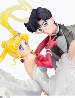 Bandai Figuarts Zero Chouette Sailor Moon Usagi & Tuxedo Mask Moonlight Glow Edition