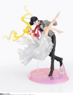 Bandai Figuarts Zero Chouette Sailor Moon Usagi & Tuxedo Mask Moonlight Glow Edition