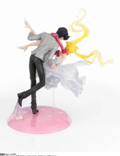 Bandai Figuarts Zero Chouette Sailor Moon Usagi & Tuxedo Mask Moonlight Glow Edition