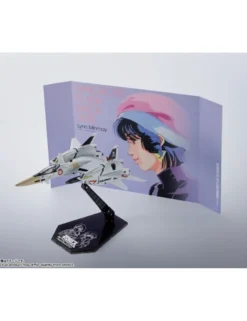 Bandai Hi-Metal R Super Dimension Fortress Macross Flash Back 2012 VF-4 Lightning III