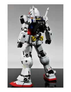 Bandai Master Grade MG 1/100 Mobile Suit Gundam RX-78-2 Gundam Ver.Ka