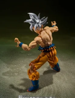 Bandai S.H. Figuarts Dragon Ball Super Son Goku Ultra Instinct