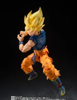 Bandai S.H. Figuarts Dragon Ball Z Son Goku Super Saiyan Warrior of Rage