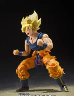 Bandai S.H. Figuarts Dragon Ball Z Son Goku Super Saiyan Warrior of Rage