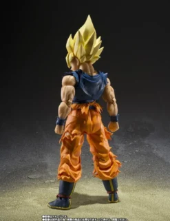 Bandai S.H. Figuarts Dragon Ball Z Son Goku Super Saiyan Warrior of Rage
