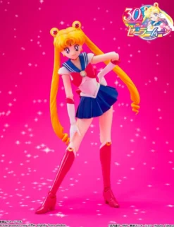 Bandai S.H. Figuarts Sailor Moon Crystal Star Compact Edition