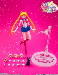 Bandai S.H. Figuarts Sailor Moon Crystal Star Compact Edition