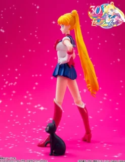 Bandai S.H. Figuarts Sailor Moon Crystal Star Compact Edition