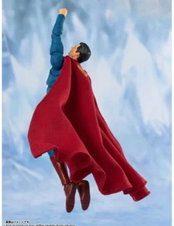 Bandai S.H. Figuarts Superman Legacy Superman