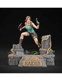 Dark Horse Tomb Raider Lara Croft