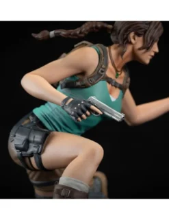 Dark Horse Tomb Raider Lara Croft