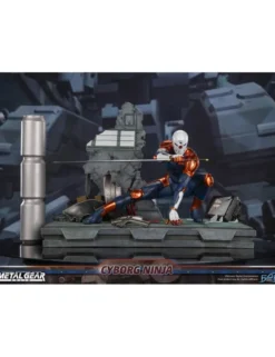 First 4 Figures Metal Gear Solid Cyborg Ninja Gray Fox