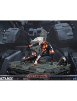 First 4 Figures Metal Gear Solid Cyborg Ninja Gray Fox