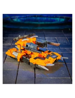 Hasbro Transformers Age of the Primes Leader Class Herald of Unicron