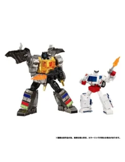 Hasbro Transformers Dramatic Capture Series Dinobot Island Part 1