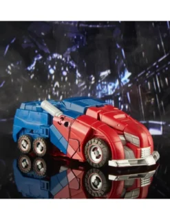 Hasbro Transformers Generations Studio Series Voyager Class Optimus Prime Gamer Edition
