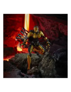 Hasbro Transformers Kingdom WFC-K5 Blackarachnia