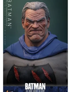 Hot Toys DC Comics Masterpiece Batman The Dark Knight Returns Battle Damaged Version 1/6 Scale Collectible Figure