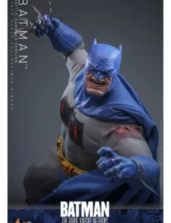 Hot Toys DC Comics Masterpiece Batman The Dark Knight Returns Battle Damaged Version 1/6 Scale Collectible Figure