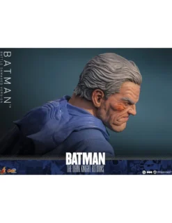 Hot Toys DC Comics Masterpiece Batman The Dark Knight Returns Battle Damaged Version 1/6 Scale Collectible Figure