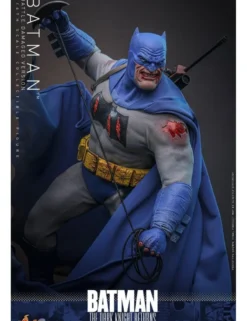 Hot Toys DC Comics Masterpiece Batman The Dark Knight Returns Battle Damaged Version 1/6 Scale Collectible Figure