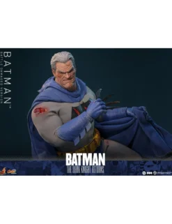 Hot Toys DC Comics Masterpiece Batman The Dark Knight Returns Battle Damaged Version 1/6 Scale Collectible Figure
