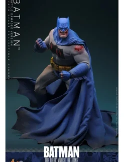 Hot Toys DC Comics Masterpiece Batman The Dark Knight Returns Battle Damaged Version 1/6 Scale Collectible Figure