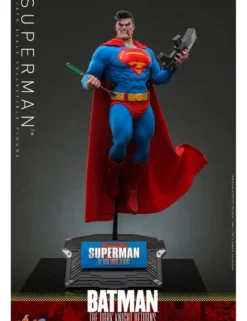 Hot Toys DC Comics Masterpiece Batman The Dark Knight Returns Superman 1/6 Scale Collectible Figure
