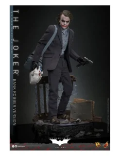 Hot Toys Movie Masterpiece Batman The Dark Knight The Joker Bank Robber Version 1/6 Scale Collectible Figure