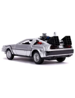 Jada Toys Diecast Model 1/32 Scale Back To The Future II DMC Delorean Time Machine