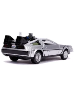 Jada Toys Diecast Model 1/32 Scale Back To The Future II DMC Delorean Time Machine