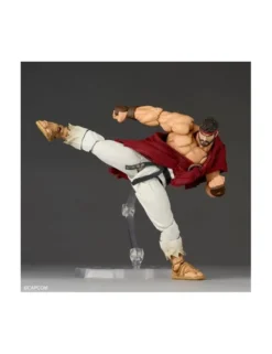 Kaiyodo Amazing Yamaguchi Revoltech No. 079 Street Fighter 6 Ryu