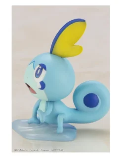 Kotobukiya ARTFX J Pokemon Series Gloria with Sobble
