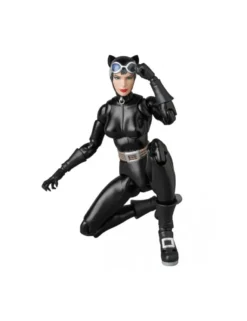 Medicom Toy MAFEX Batman Hush Catwoman