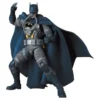 Medicom Toy MAFEX Batman Hush Stealth Jumper Batman