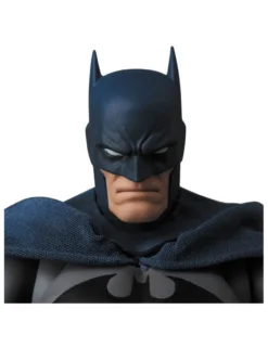 Medicom Toy MAFEX Batman Hush Batman