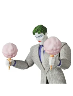 Medicom Toy MAFEX Batman The Dark Knight Returns Joker Variant Suit Version