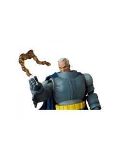 Medicom Toy MAFEX Batman The Dark Knight Returns Armored Batman