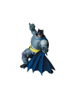 Medicom Toy MAFEX Batman The Dark Knight Returns Armored Batman