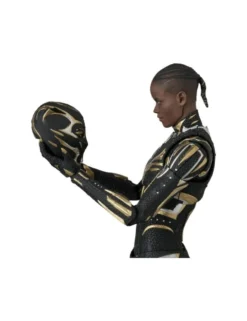 Medicom Toy MAFEX Black Panther Wakanda Forever Black Panther