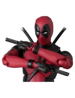 Medicom Toy MAFEX Deadpool & Wolverine Deadpool