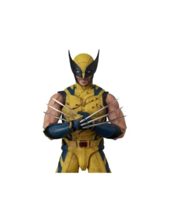 Medicom Toy MAFEX Deadpool & Wolverine Wolverine Battle Damage Version