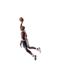 Medicom Toy MAFEX Michael Jordan 1992 Team USA