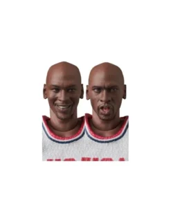 Medicom Toy MAFEX Michael Jordan 1992 Team USA