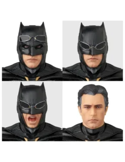 Medicom Toy MAFEX Zack Snyder's Justice League Batman Tactical Suit
