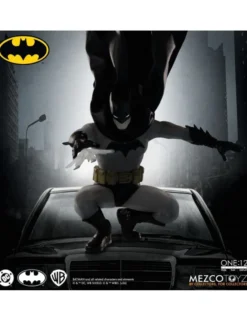 Mezco Toys The One 12 Collective Batman Year One Batman