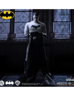 Mezco Toys The One 12 Collective Batman Year One Batman